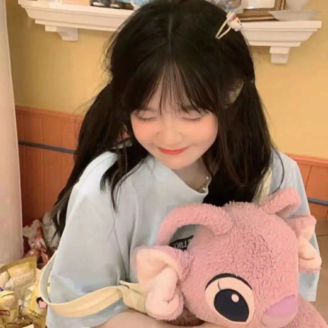 穿书七零恶毒女配带全家炫肉